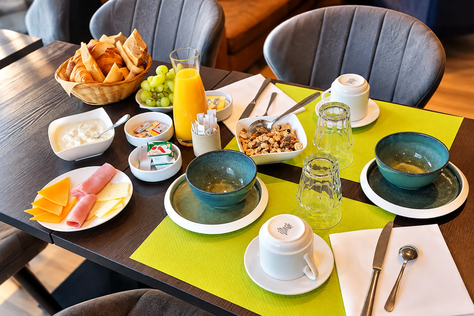 Petit-déjeuner à l'hotel